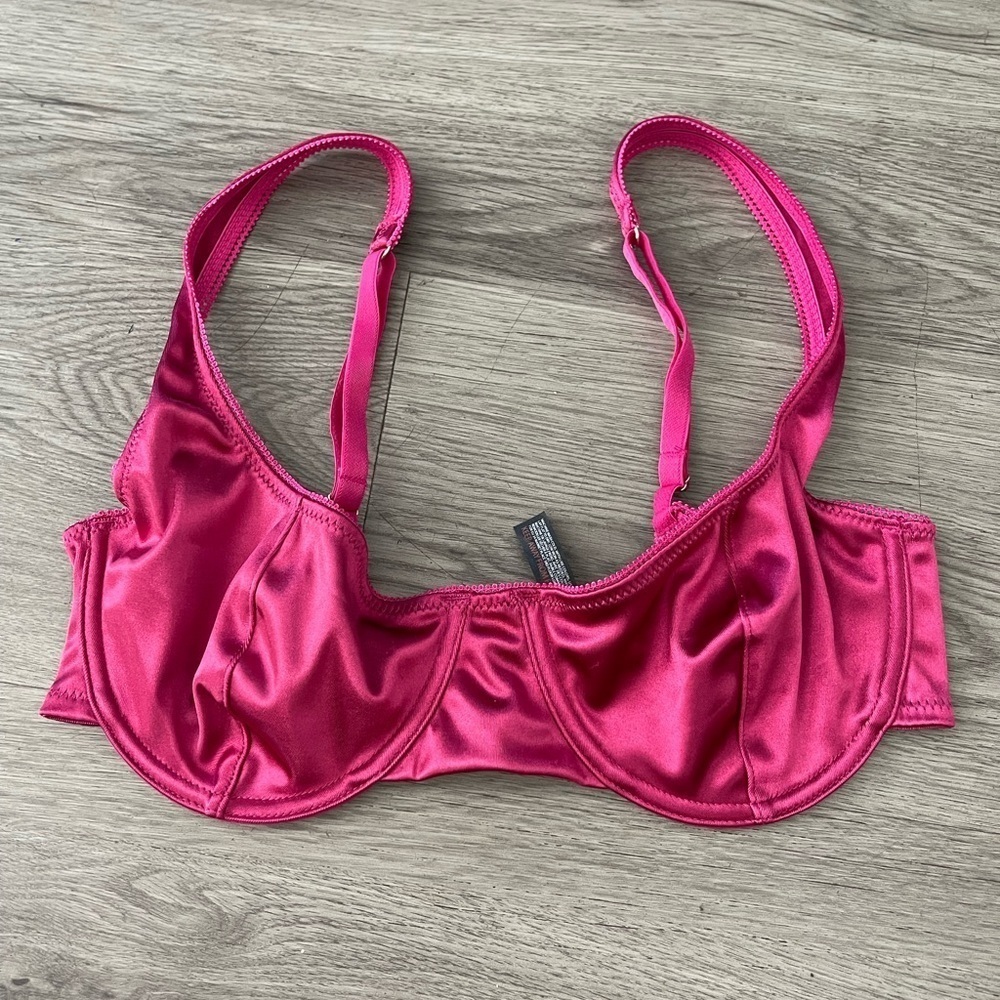 Out from under by urban outfitters magenta/ pink bra